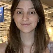 Alumna universitaria con C2 en inglés da clases particulares a toda persona interesada en mejorar su nivel de inglés